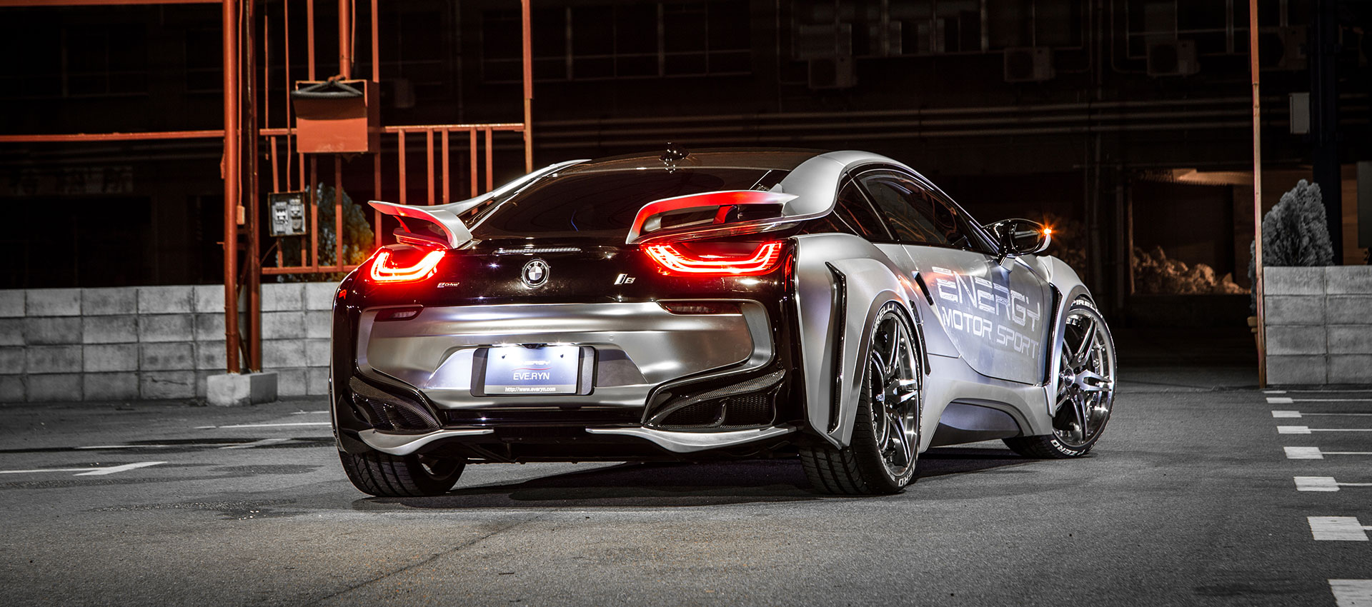 BMW i8 silver wrapping11