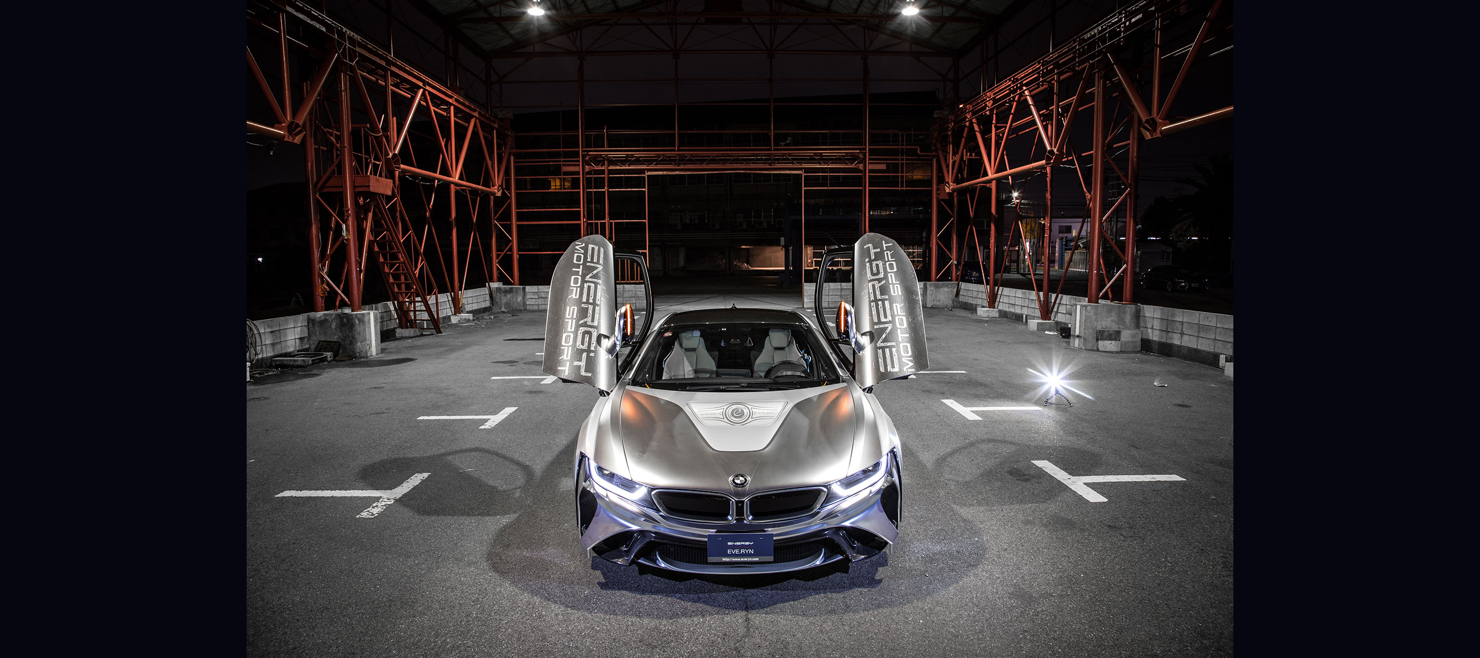 BMW i8 silver wrapping3